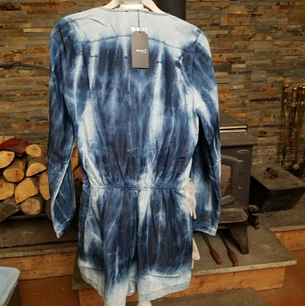 1 small. Left SALE !NWT denim tye dye romper - Picture 4 of 4